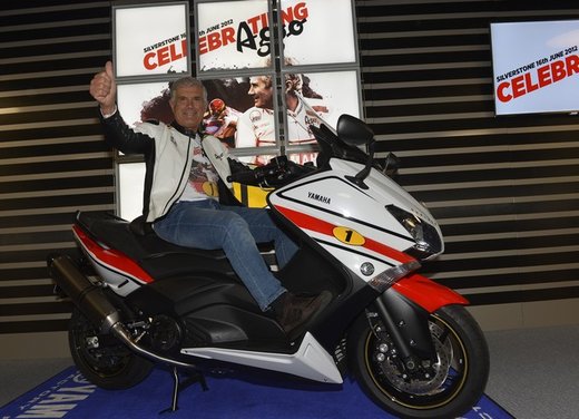 Yamaha TMax 530 versione Giacomo Agostini