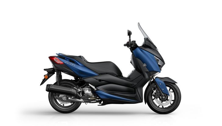 Yamaha X-Max 125: confort, tecnologia e stile - Foto 8 di 25