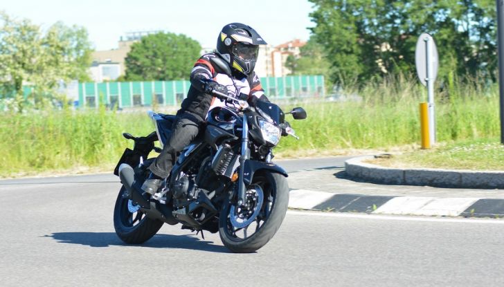 Prova Yamaha MT-03: entry level con qualcosa in più - Foto 17 di 28
