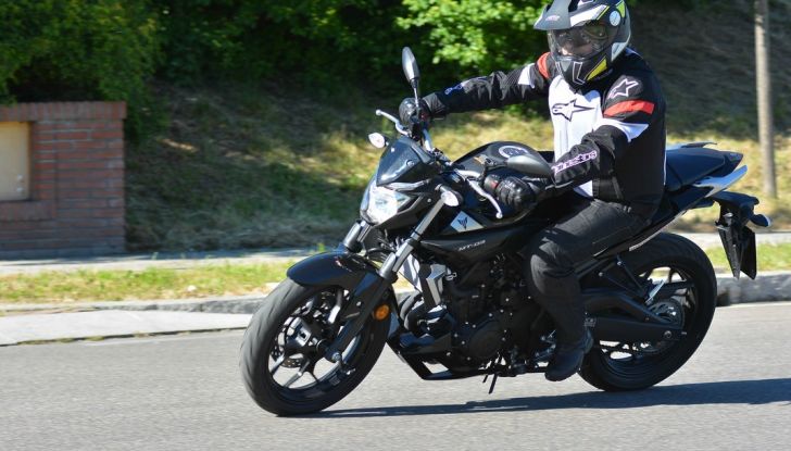 Prova Yamaha MT-03: entry level con qualcosa in più - Foto 21 di 28