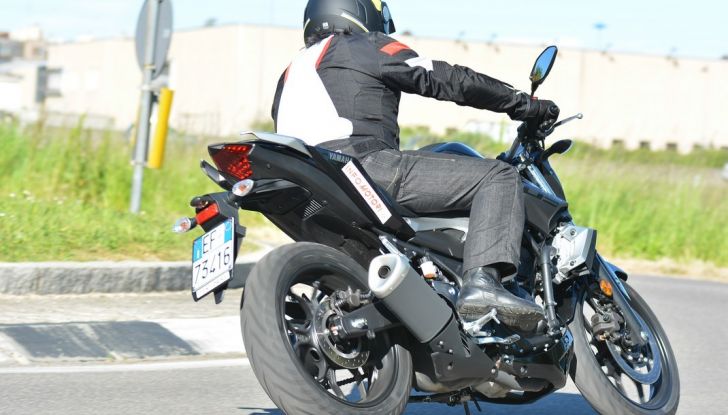 Prova Yamaha MT-03: entry level con qualcosa in più - Foto 24 di 28