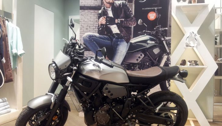 Yamaha e Jeckerson Jeans, fratelli di stile - Foto 15 di 22