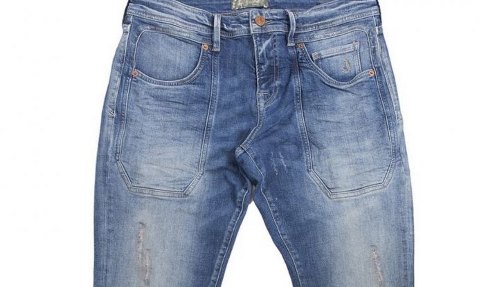 Yamaha e Jeckerson Jeans, fratelli di stile - Foto 6 di 22