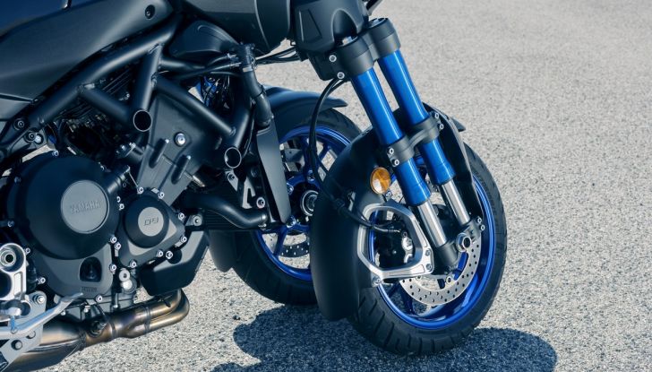 Yamaha Niken: sarà la star di Eicma 2017? - Foto 15 di 18