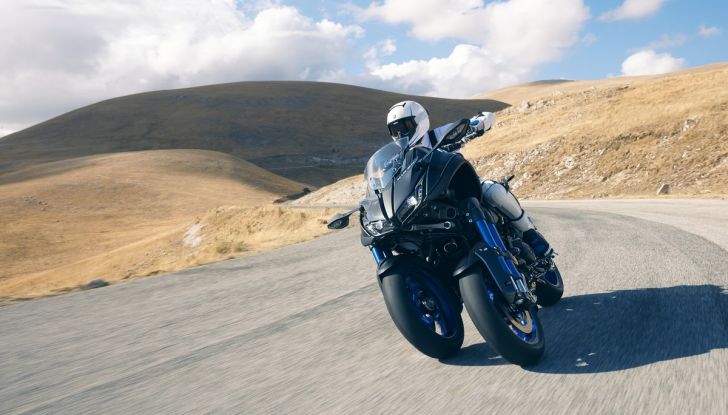 Yamaha Niken: sarà la star di Eicma 2017? - Foto 4 di 18