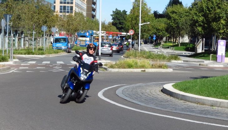 Yamaha Tricity 155: numero perfetto - Foto 4 di 39