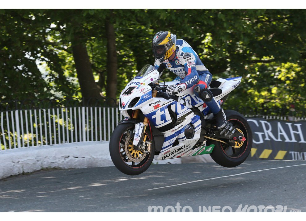 Al TT dell’Isola di Man 2016 anche le 250 2T: che spettacolo! - Foto 3 di 9