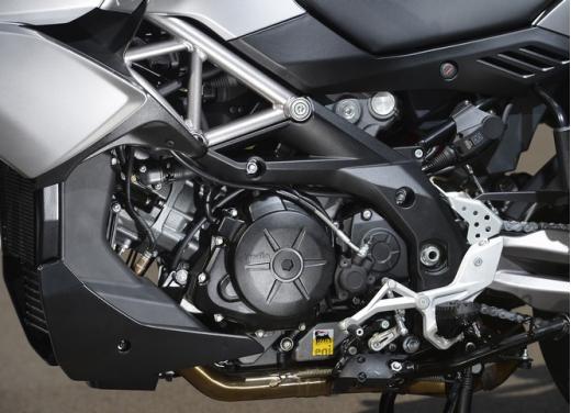 BMW Motorrad presenta nuove colorazioni per i modelli 2011 - Foto 4 di 34