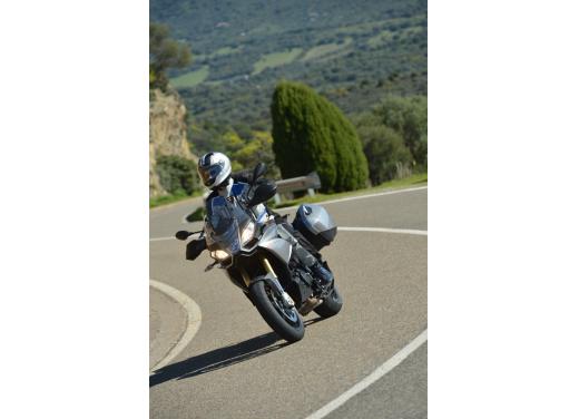 BMW Motorrad presenta nuove colorazioni per i modelli 2011 - Foto 8 di 34