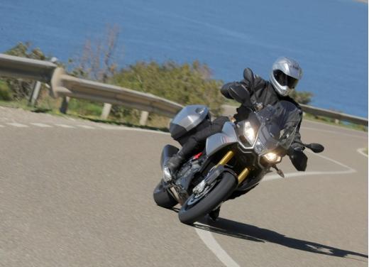 BMW Motorrad presenta nuove colorazioni per i modelli 2011 - Foto 11 di 34