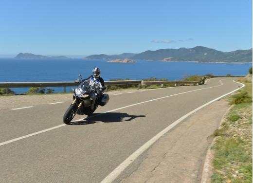 BMW Motorrad presenta nuove colorazioni per i modelli 2011 - Foto 23 di 34