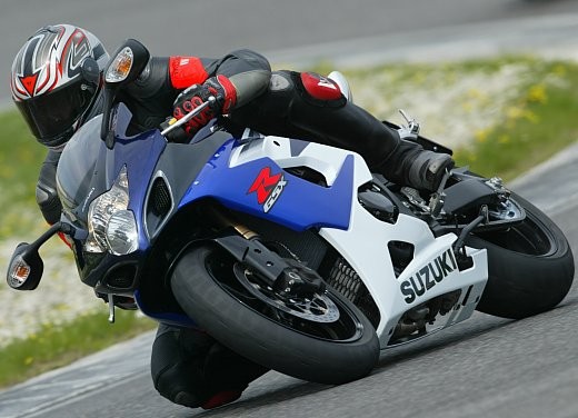 Suzuki GSX-R 1000: Test Ride - Foto 8 di 24