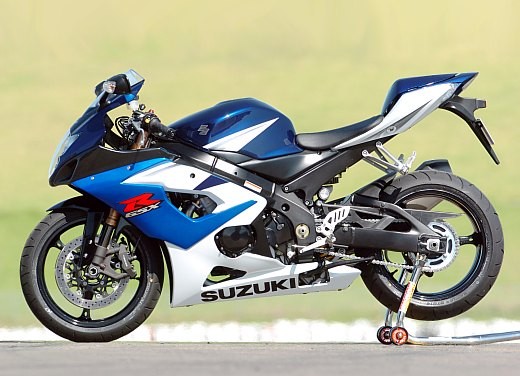 Suzuki GSX-R 1000: Test Ride - Foto 12 di 24
