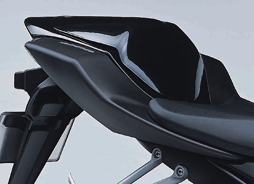 Suzuki GSX-R 1000 K5 Mat Black - Foto 8 di 10