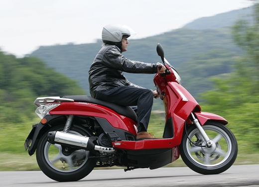 Kymco People 200 – Test Ride - Foto 5 di 10