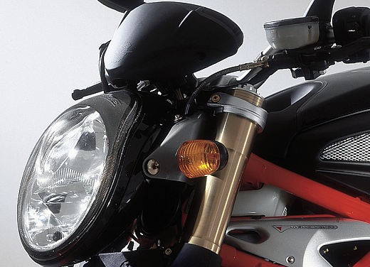 MV Agusta Brutale 910 - Foto 6 di 14