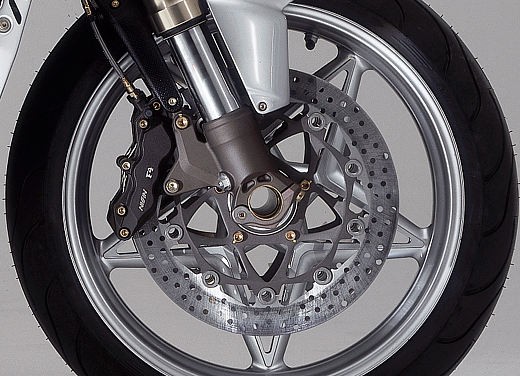 MV Agusta Brutale 910 - Foto 7 di 14