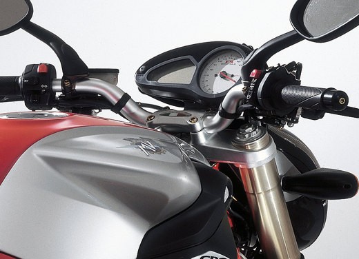 MV Agusta Brutale 910 - Foto 11 di 14