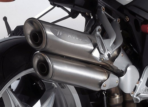 MV Agusta Brutale 910 - Foto 12 di 14