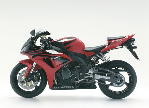 Honda CBR 1000RR Fireblade 2006 - Foto 9 di 14