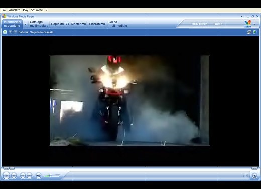 Aprilia Tuono 1000 R – Video - Foto 4 di 11