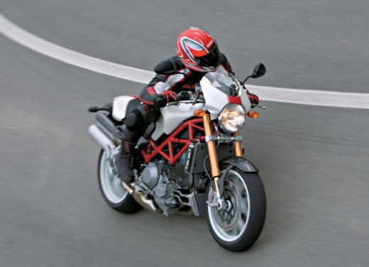 Ducati Monster S4Rs Testastretta - Foto 6 di 19