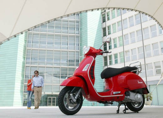 Vespa GTS 250 i.e. - Foto 4 di 10