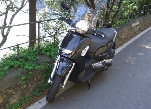 Aprilia Scarabeo 500 – Test Ride - Foto 16 di 17