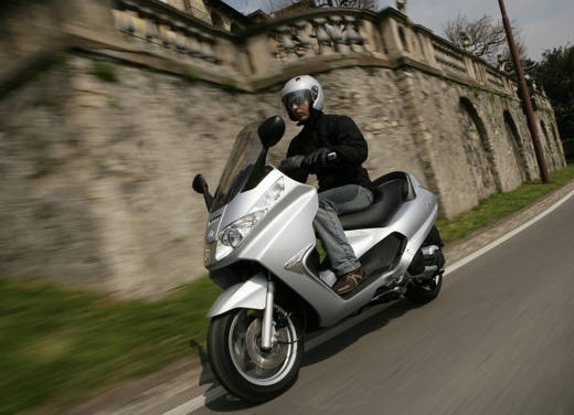 Piaggio X8 400 i.e – Test Ride - Foto 3 di 11