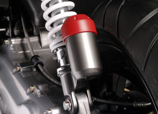 Yamaha Aerox R Special Version - Foto 10 di 10