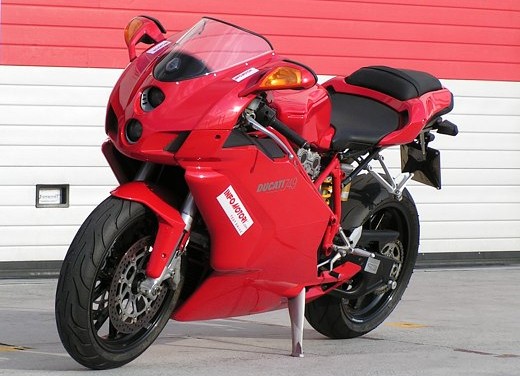 Ducati 749: Prova in pista del bicilindrico di Borgo Panigale - Foto 10 di 18