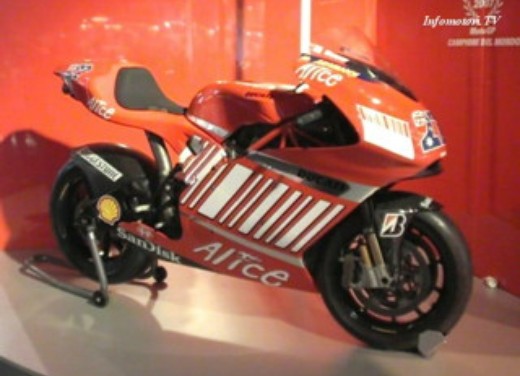 Video Ducati a Parigi 2007 - Foto  di 