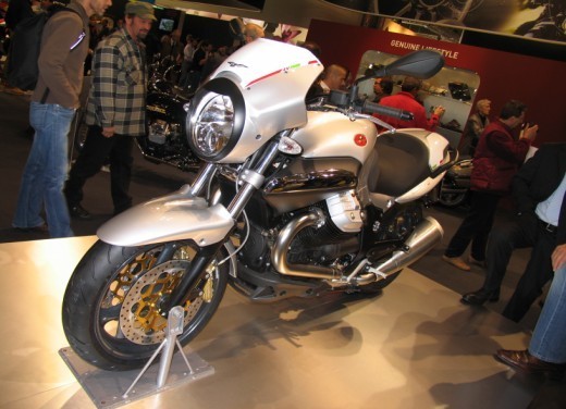 Moto Guzzi 1200 Sport 4V