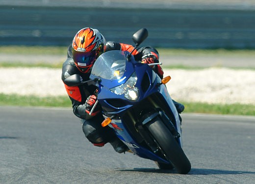 Suzuki GSX-R 600 K5: Test Ride - Foto 7 di 23