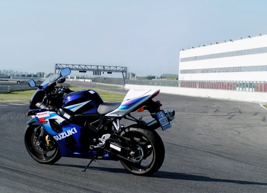 Suzuki GSX-R 600 K5: Test Ride - Foto 9 di 23
