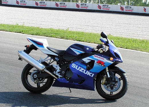 Suzuki GSX-R 600 K5: Test Ride - Foto 10 di 23