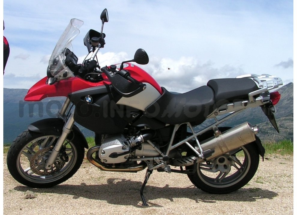 BMW Motorrad richiama 52.000 moto in Italia tra cui la R 1200 GS