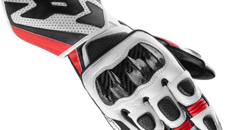 Recensione Spidi Carbo 1: Racing si, esasperato no - Foto 6 di 6