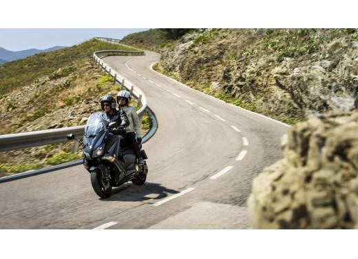 Con YamahaGO, il maxiscooter Yamaha T-Max 530 anche a rate