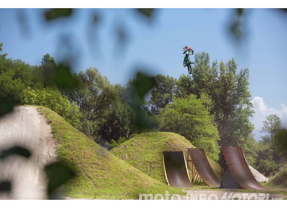 Davide Rossi: FMX di livello con Daboot e Kawasaki - Foto 12 di 19