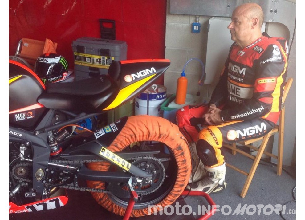 Disponibile il libro ufficiale dei Trofei Wheelup Motoestate 2015 - Foto 7 di 22