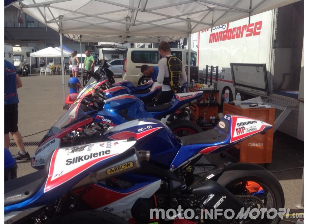 Disponibile il libro ufficiale dei Trofei Wheelup Motoestate 2015 - Foto 11 di 22