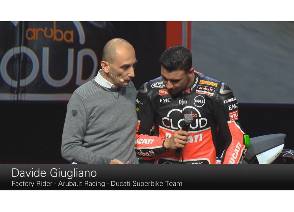 Ducati ad EICMA 2015: in diretta dalla World Première di Milano - Foto 10 di 23