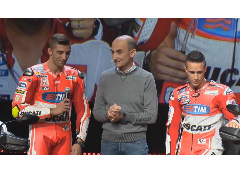 Ducati ad EICMA 2015: in diretta dalla World Première di Milano - Foto 20 di 23