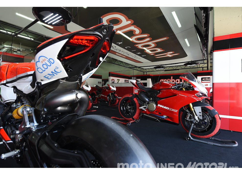 Ducati: lo store più grande del mondo a Nuova Dheli. - Foto 7 di 12