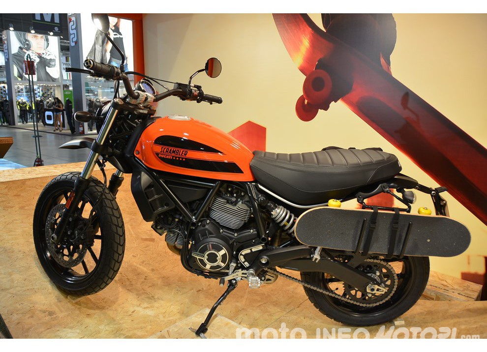 Ducati Scrambler Sixty2