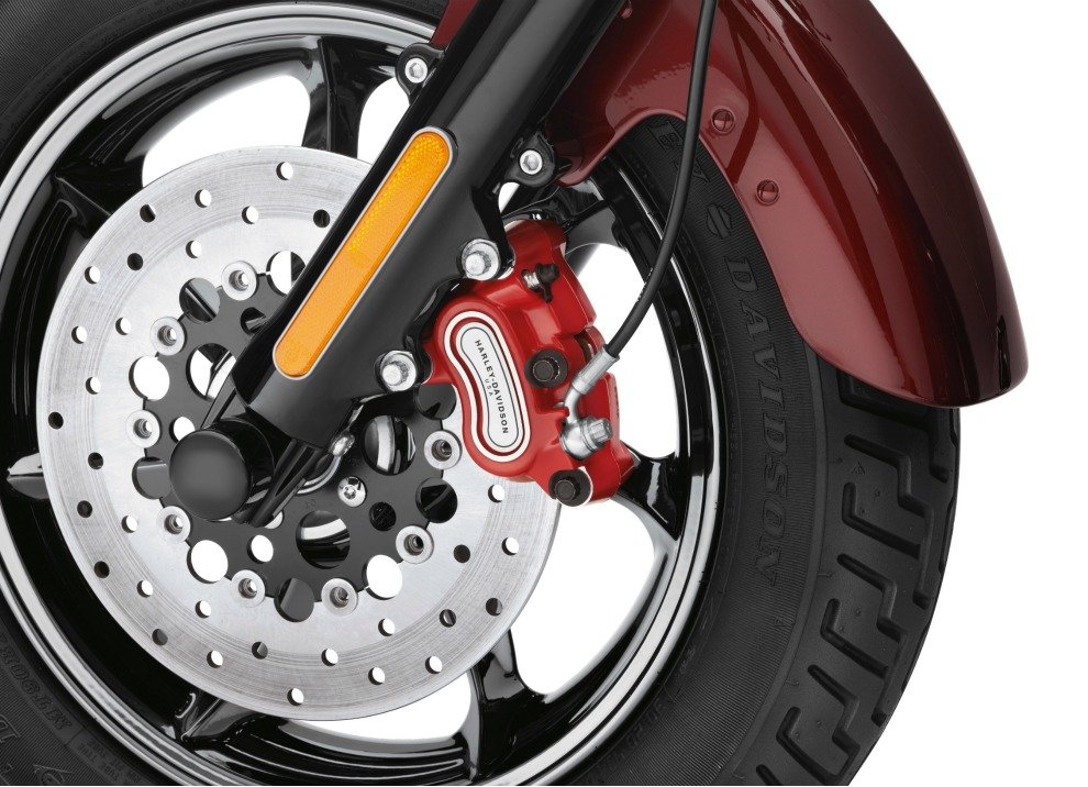 Harley Davidson svela il catalogo Componenti e Accessori 2015 - Foto 5 di 7