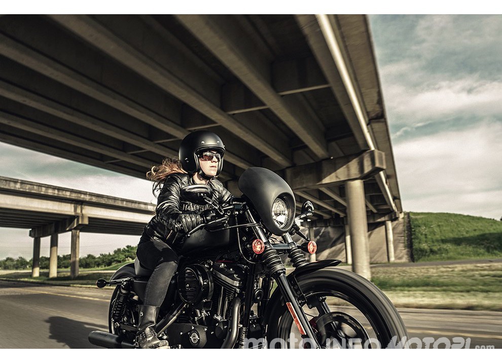 Harley-Davidson Sportster Iron 883 2016