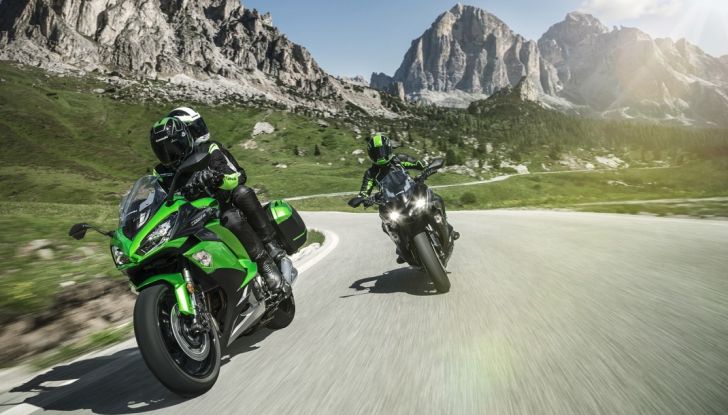 Nuova Kawasaki Z1000SX 2017: la moto da tutto e per tutto - Foto 7 di 15