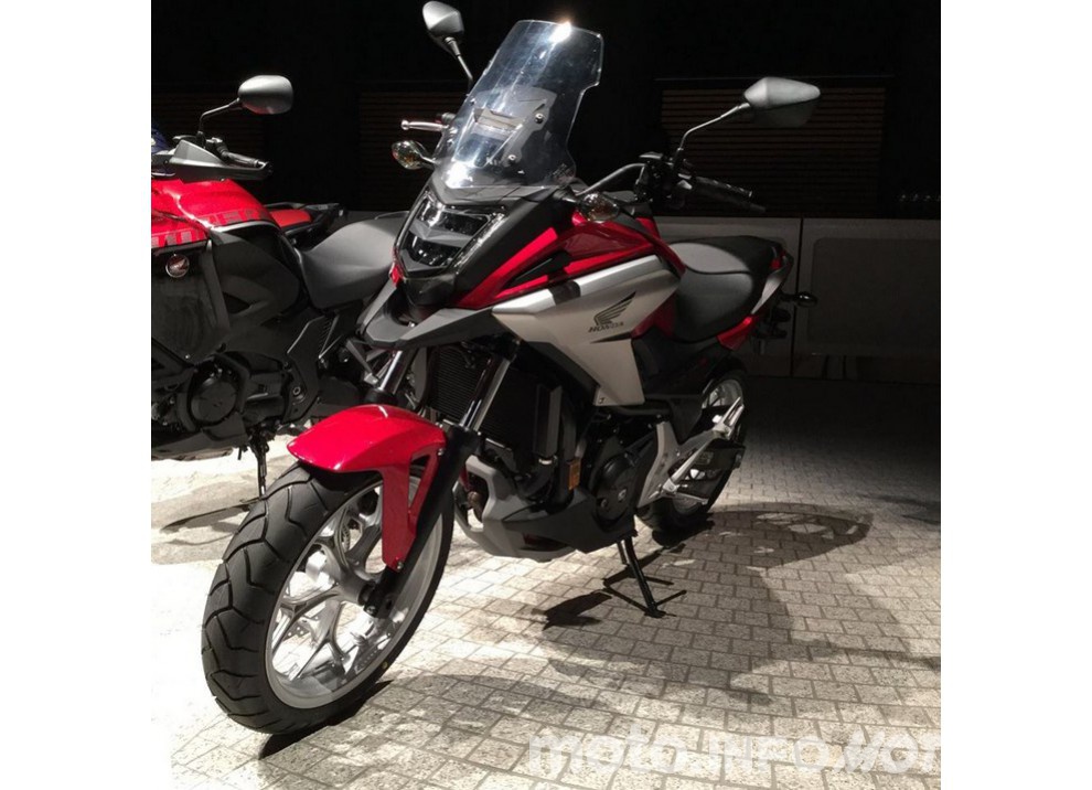 Honda NC750X 2016, la best seller si rinnova: prestazioni, consumi e prezzi